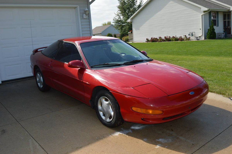 Illustration for article titled For $600, Could This 1994 Ford Probe Be Your Lockless Monster?